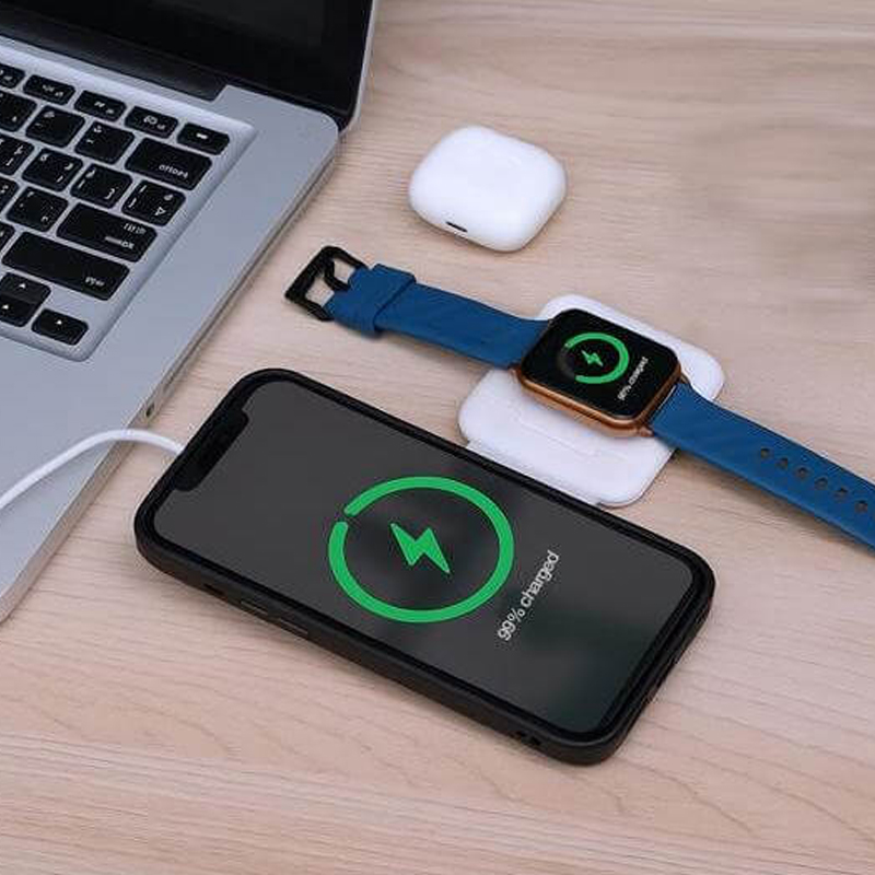 TURIN-Memorii Foldable Wireless Charger and Multicable