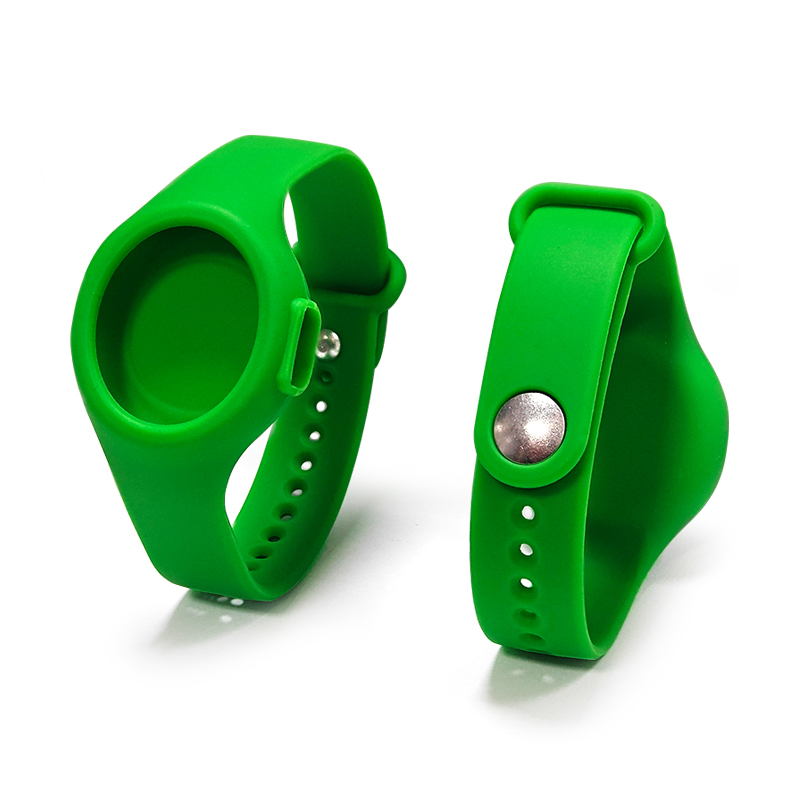 Silicone Wristband for AirTag