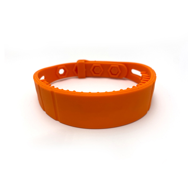 ZD-17 UHF Silicone Wristband