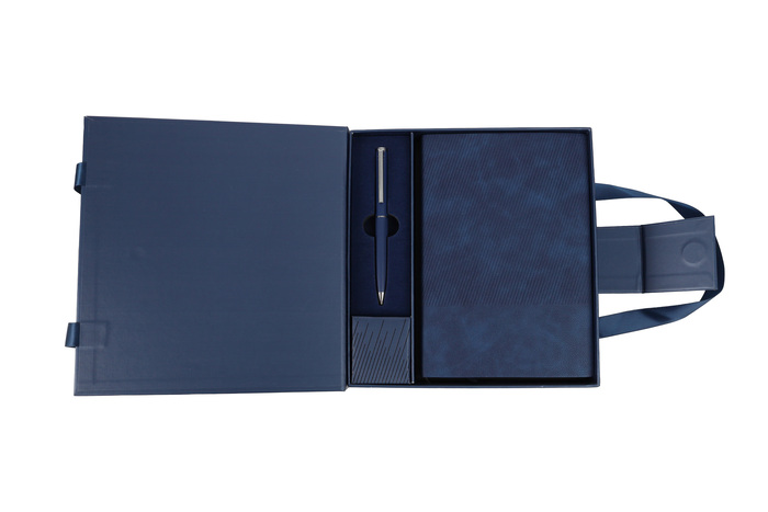 Savvy - Premium Gift Set - alternate view