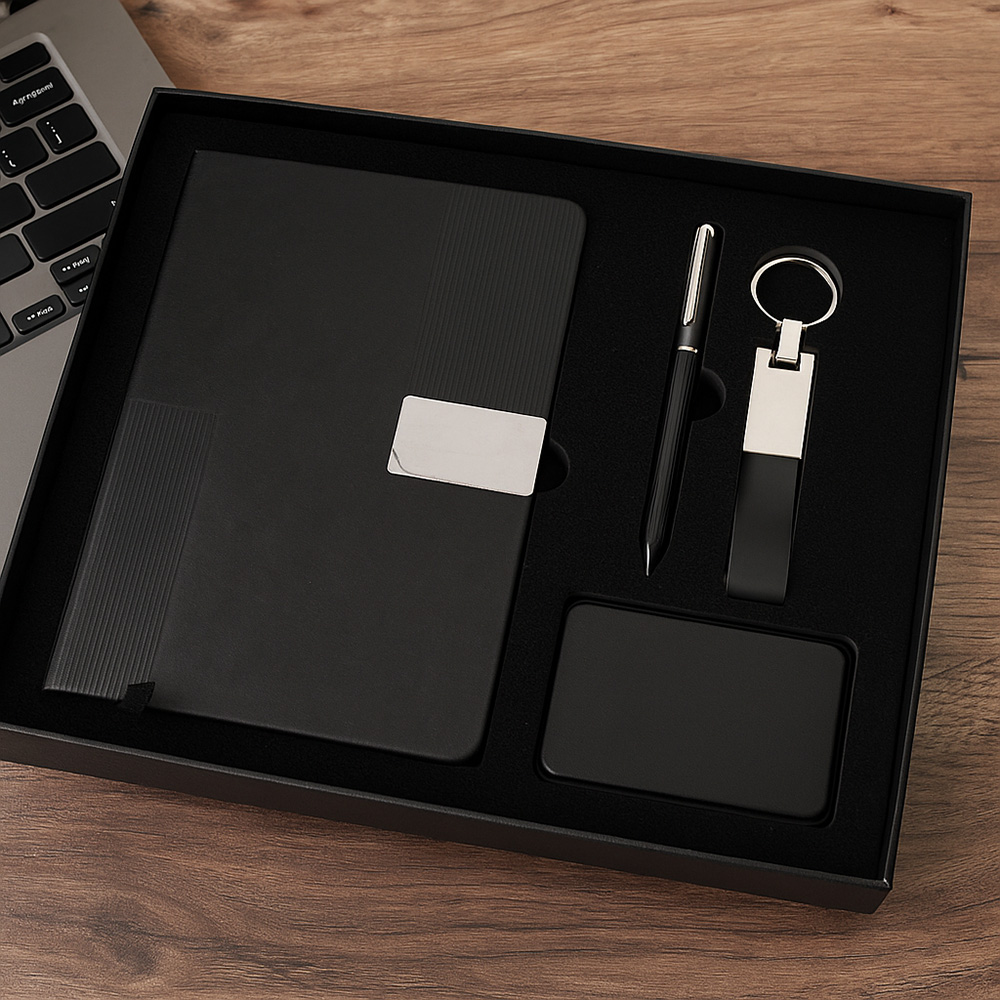 ASTORIA-Notebook, Card Holder, Keychain Gift Set